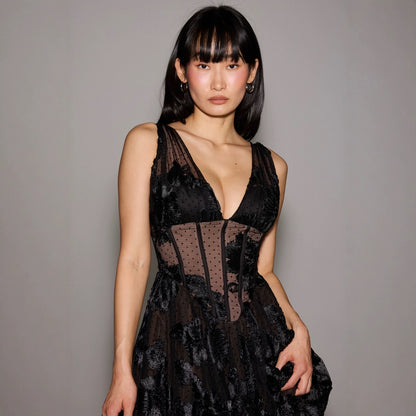 Black Deep V-neck Mesh A- Line High-end Evening Dress