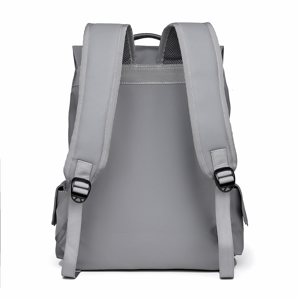 Men's Large Capacity Laminated Leather Fashionable Backpack