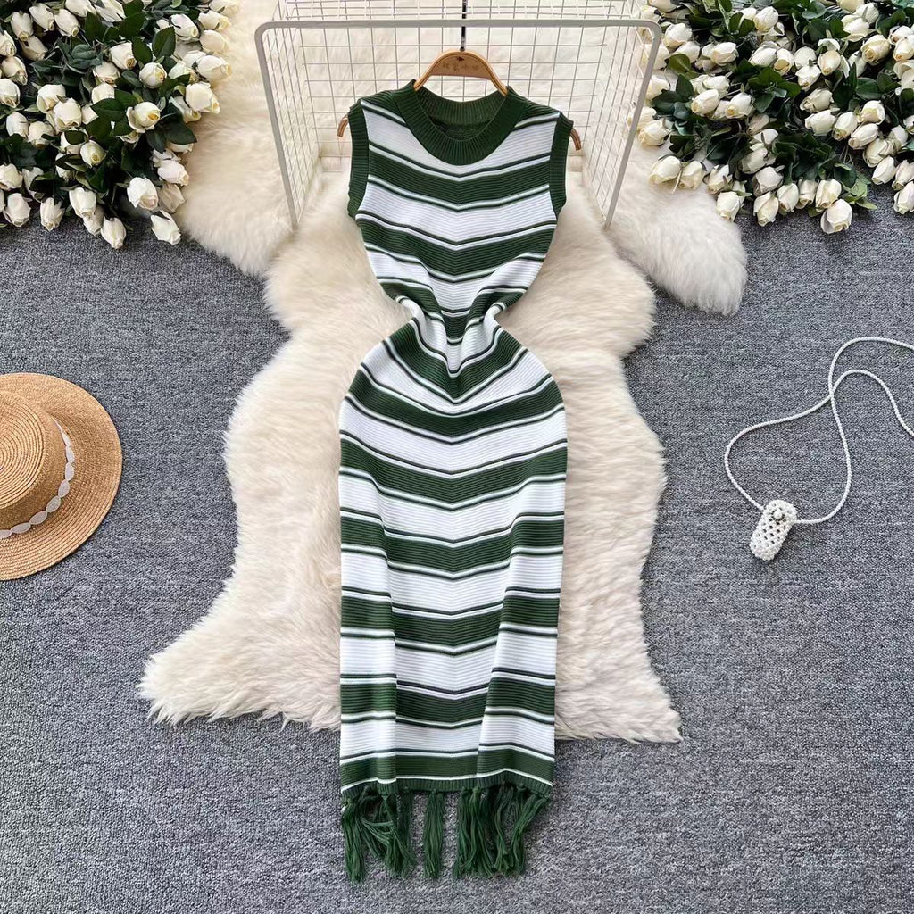 Women's high-end round neck new sleeveless striped knitted dress with unique base and hip hugging long skirt