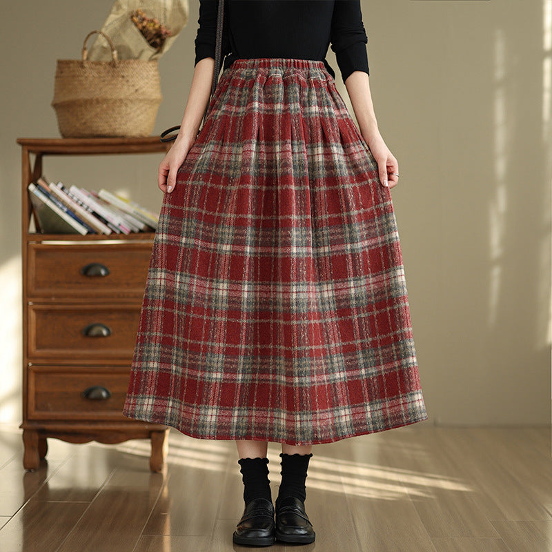 Thick Woolen Plaid Skirt With An Elastic Waist