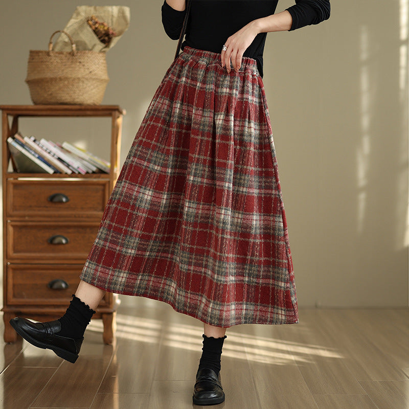 Thick Woolen Plaid Skirt With An Elastic Waist