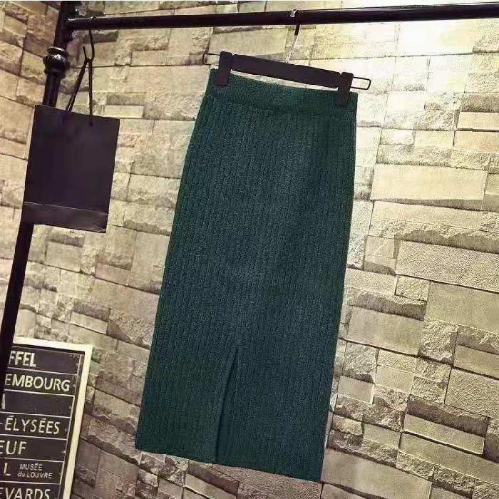 Womens Fashion High-Waisted Knitted Skirt With A Slit