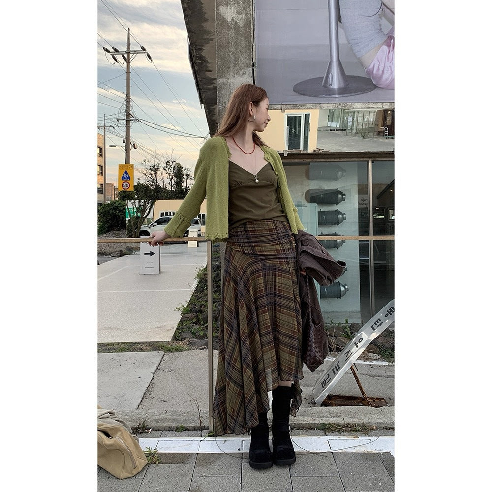 Retro Irregular Plaid Skirt With A Designer Touch For Autumn